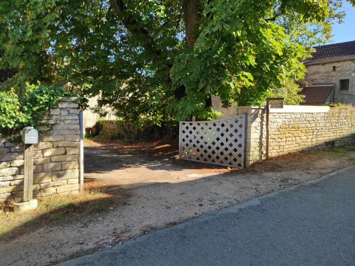 Le Fournil Des Jardins D'Ayael Βίλα Ozenay Εξωτερικό φωτογραφία